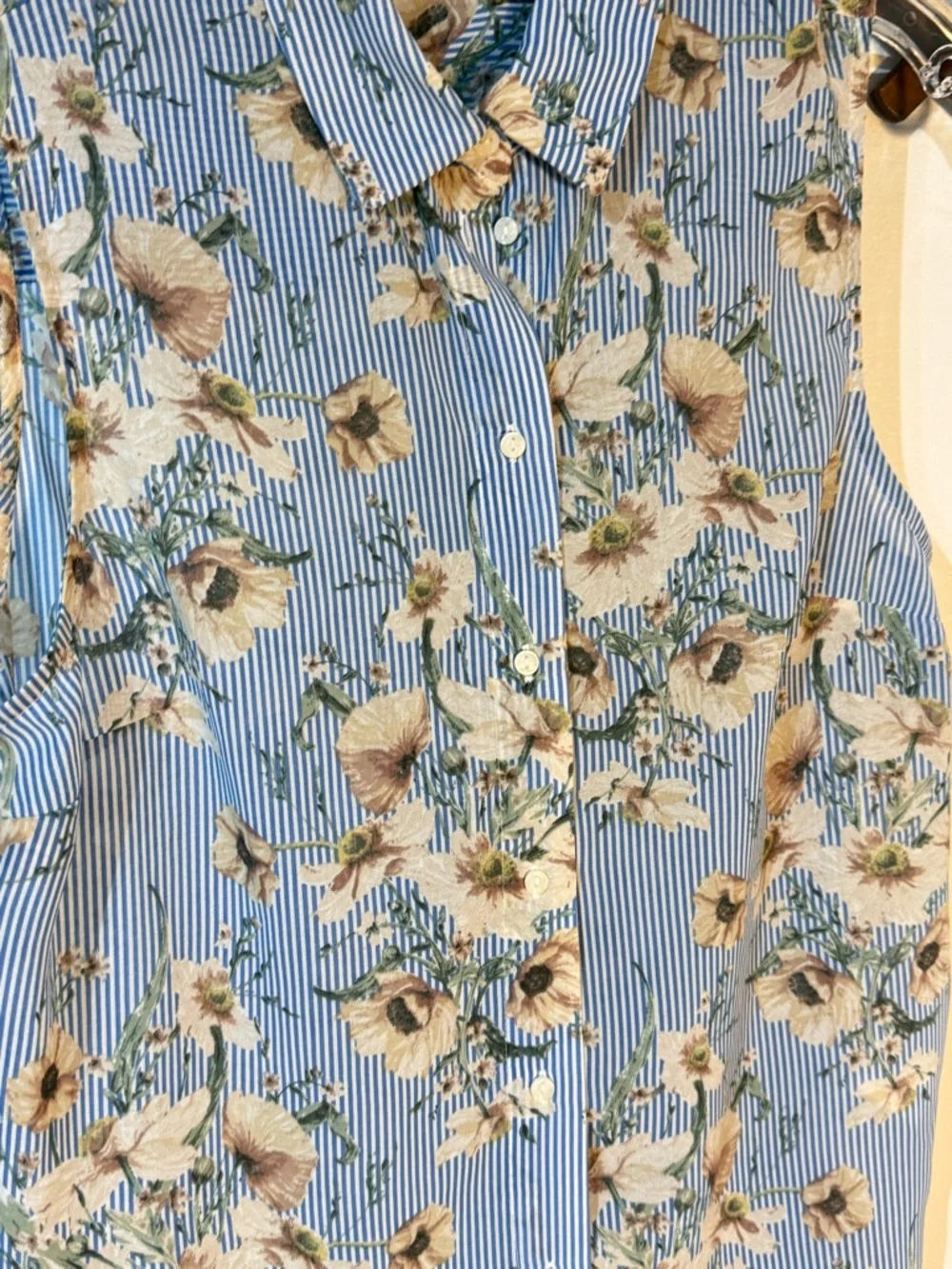 H&M Blouse Women's Sz 6 Blue/White Stripe Floral Hi Low Hem - Picture 4 of 5
